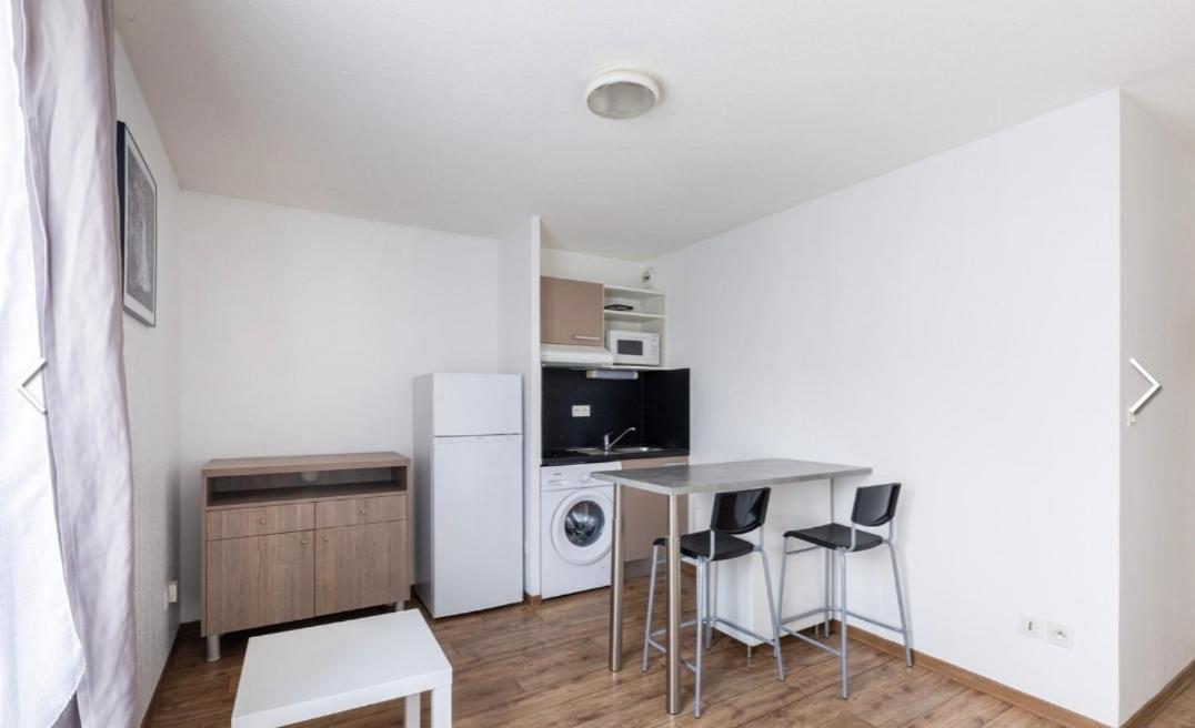 Studio Refait A Neuf Apartman Fréjus Kültér fotó